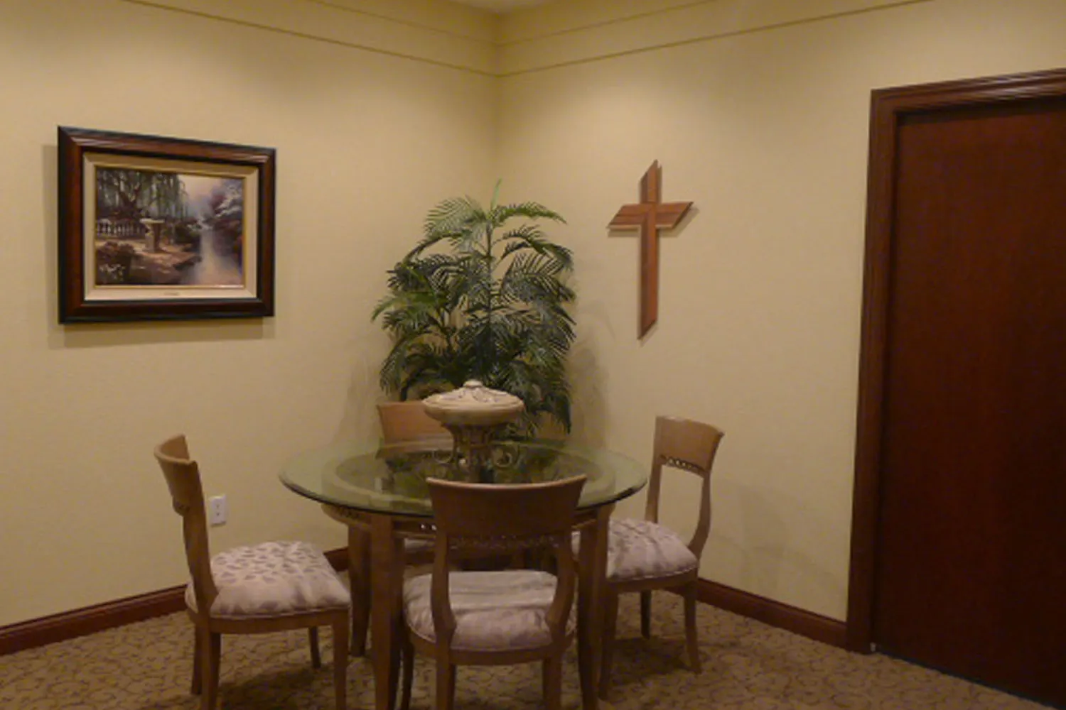 Henderson Funeral Home, LTD — project photo 4